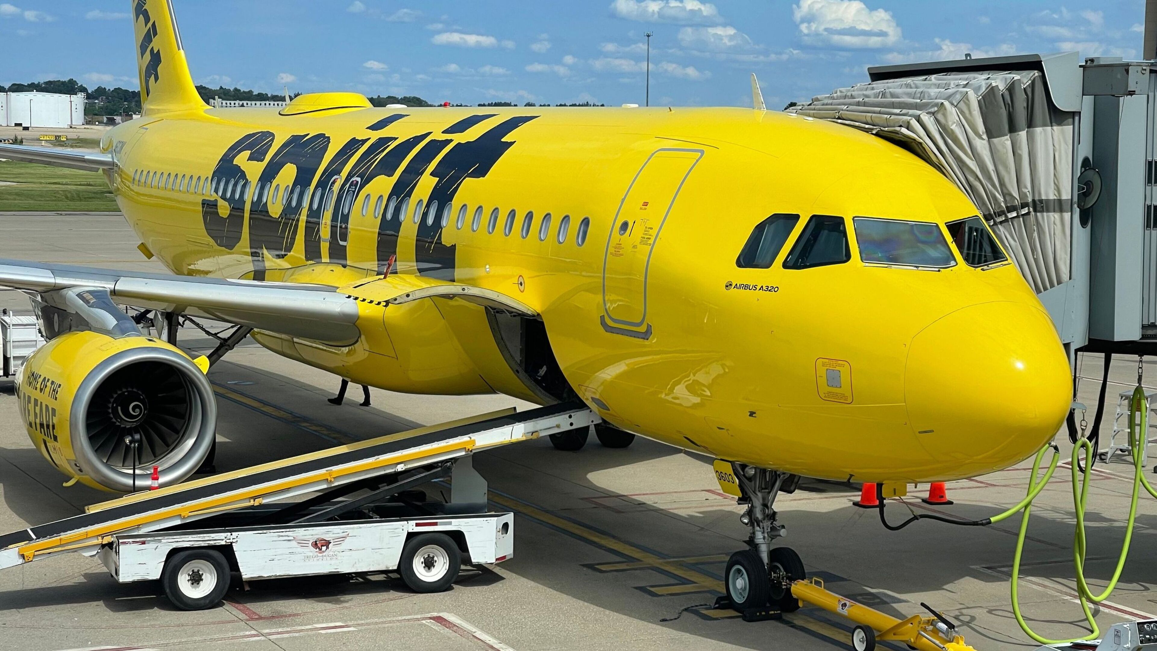 Aircraft lessors expect more restructurings as turmoil persists